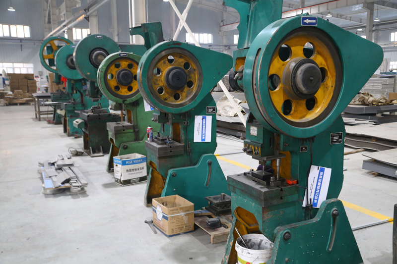 美順達工廠生產設備